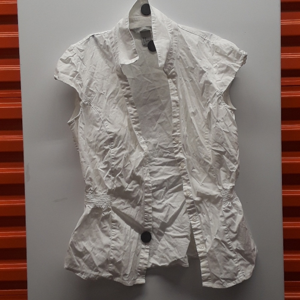 H&M US size 8 white blouse short sleeve